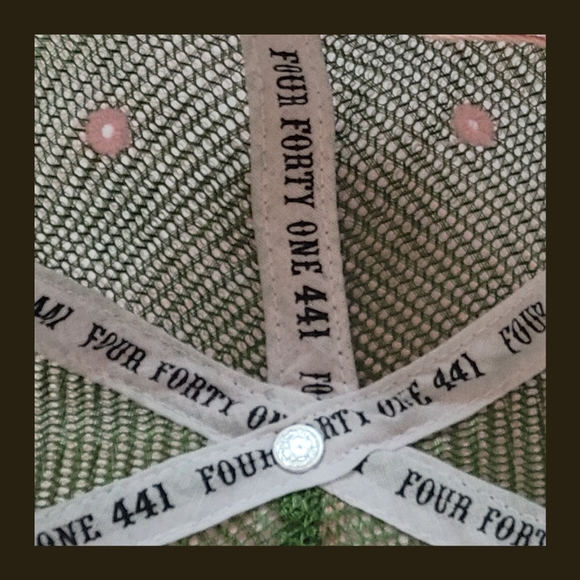 Woman's Adjustable Baseball Cap - Queen Bee - Picture 7 of 8